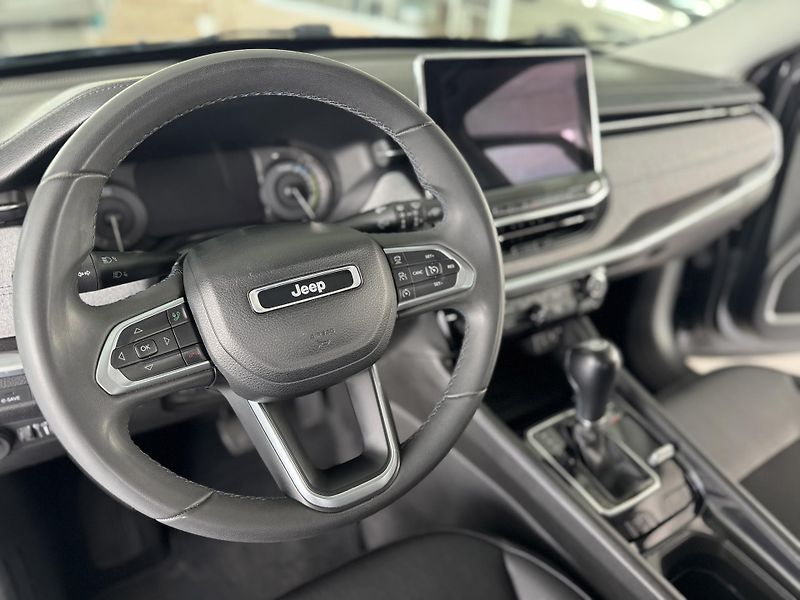 Jeep Compass 1,3T 4xe*AWD*FACELIFT*Kam*DPH - fotka 10 z 34