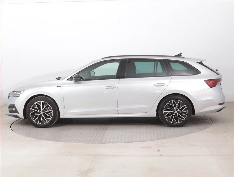 Škoda Octavia (2024) Sportline 2.0 TDI - fotka 3 z 17