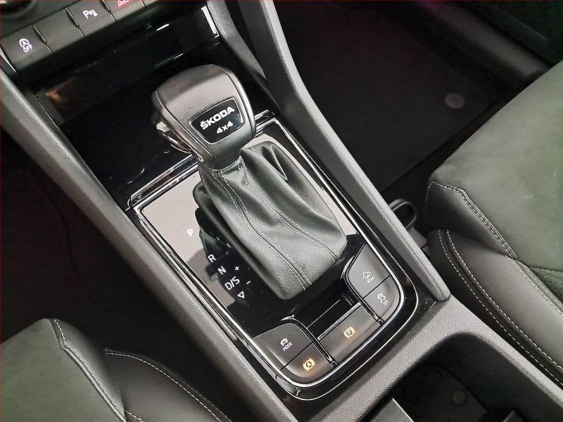 Škoda Kodiaq (2023) 2.0 TSI - fotka 16 z 20