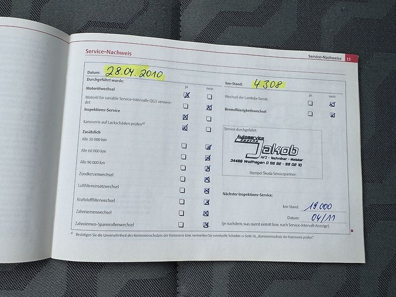 Škoda Fabia (2009) 1.4 16V Digi Klima Tempomat - fotka 27 z 50