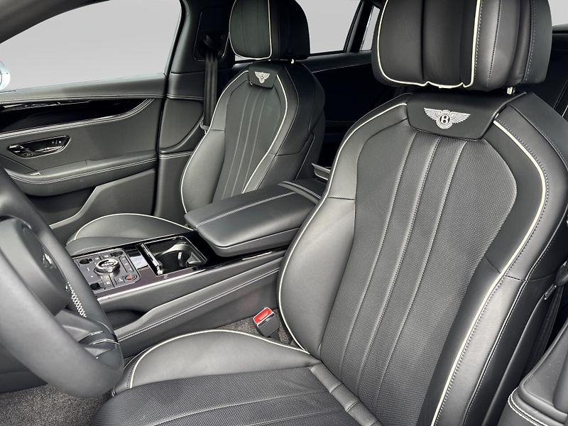 Bentley Flying Spur - fotka 11 z 13