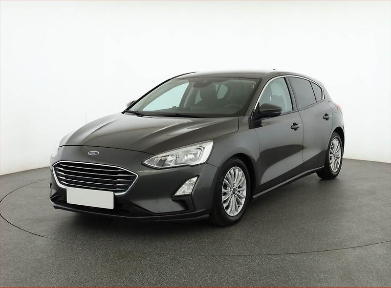 Ford Focus (2019) 1.5 TDCi, Automat, Serv.kniha - fotka 2 z 18