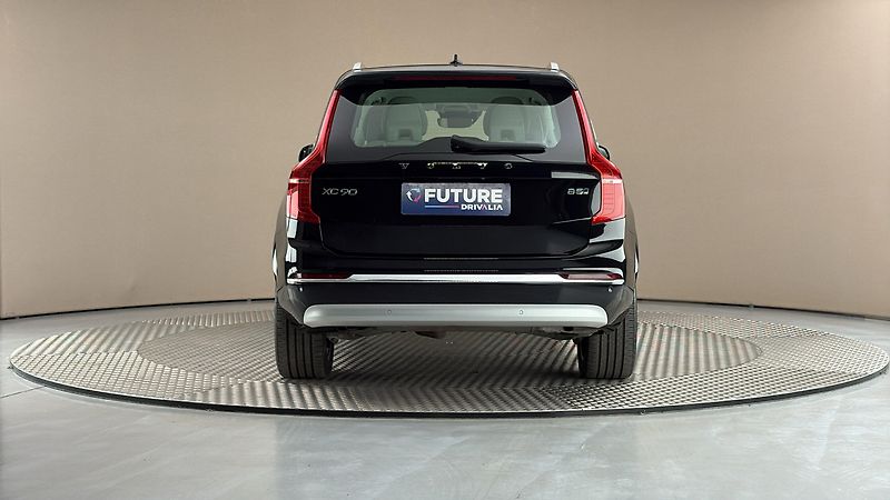 Volvo XC90 2.0 B5 AUT AWD Inscription - fotka 5 z 32