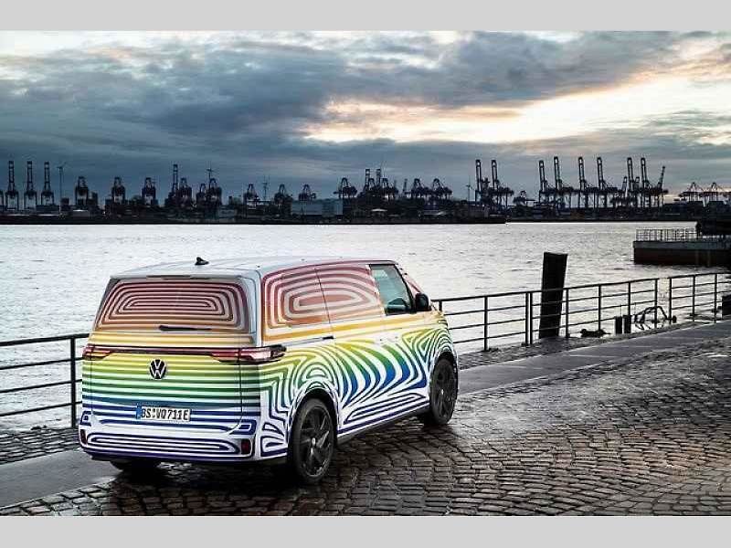 Poslední kamufláž vozu VW ID. Buzz před odhalením