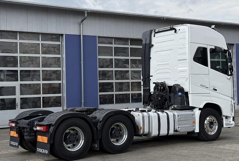 Volvo FH (2016) 16.650 6x4 hydraulika EURO 6 - fotka 6 z 22