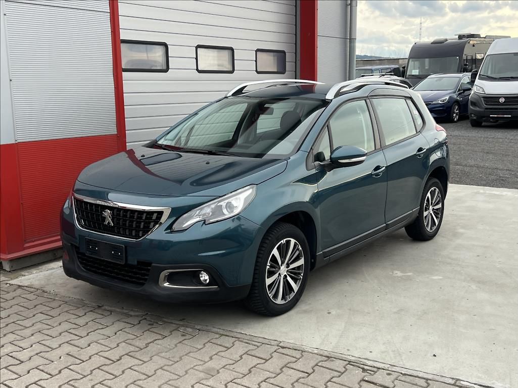 Peugeot 2008 1,2 i Allure klima ALU