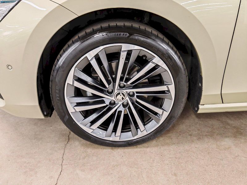 Škoda Superb (2024) Combi 2.0 TDI 110 kW DSG L&K - fotka 36 z 36
