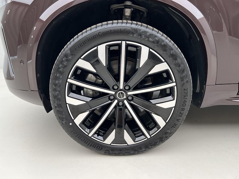 Volvo XC90 T8 AWD DARK PLUS AUT 7 MÍST  - fotka 15 z 47