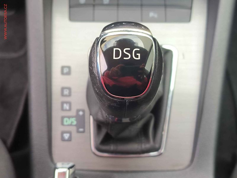 Škoda Octavia (2019) 2.0TDI, DSG, navi, LED - fotka 17 z 25