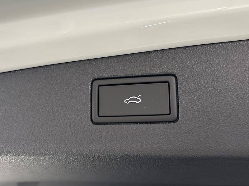 Volkswagen Tiguan (2025) SUV - fotka 29 z 30