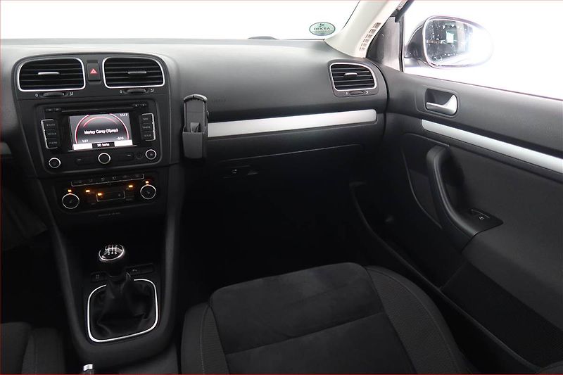 Volkswagen Golf (2012) Highline 2.0 TDI, Xenony - fotka 8 z 17