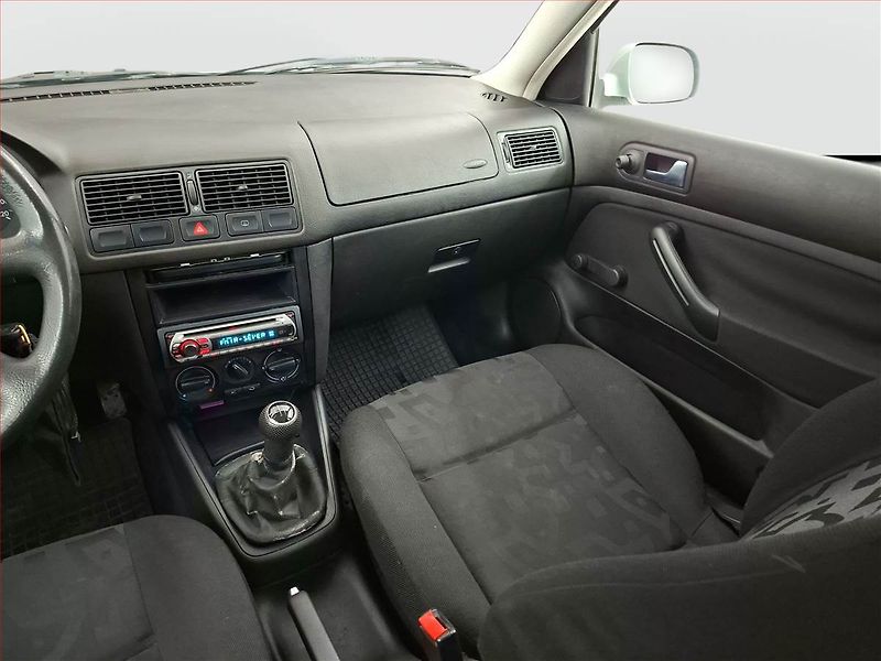 Volkswagen Golf (1999) 1.9 SDI, nová STK, Klima - fotka 8 z 13