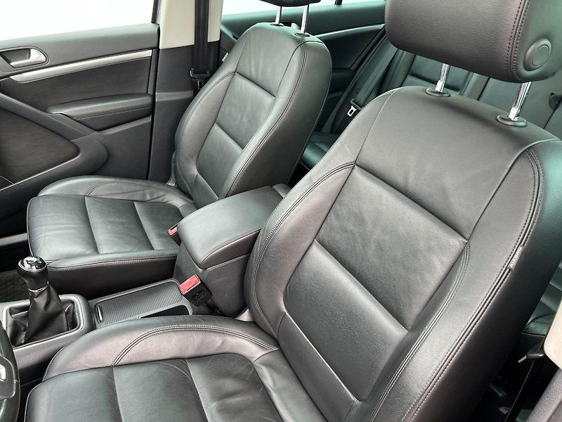 Volkswagen Tiguan (2013) 2.0TDi 103kW Sport & Style - fotka 17 z 43