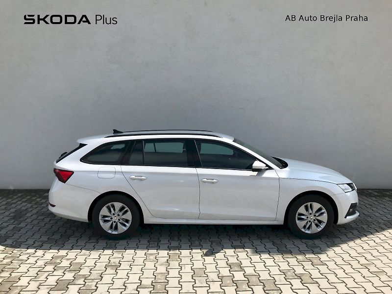 Škoda Octavia (2023) COM AMB TD 110/2.0 M6F - fotka 8 z 24