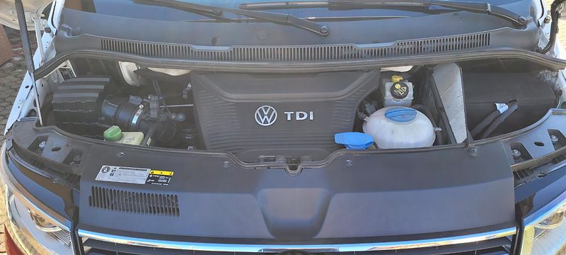Volkswagen Multivan (2017) T6 2,0TDi 150kW DSG Highline - fotka 41 z 42