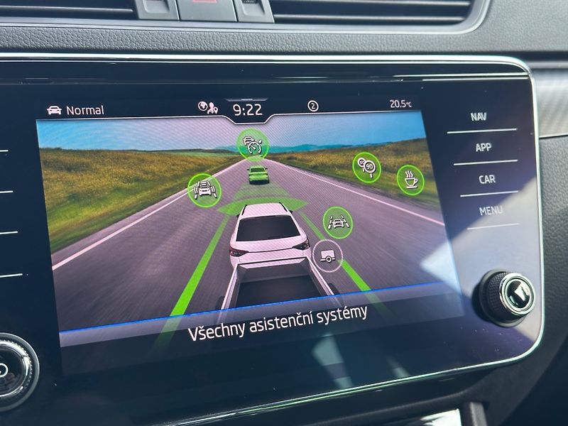 Škoda Superb (2022) 2.0TDi 4X4 SPORTLINE, V ZÁRUCE - fotka 14 z 23