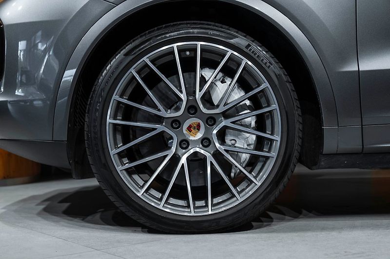 Porsche Cayenne Turbo - fotka 5 z 20