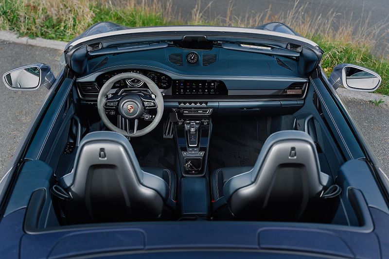 Porsche 911 (2023) - fotka 6 z 18