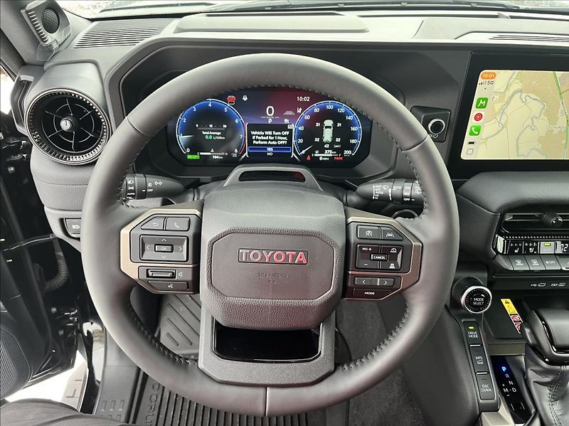 Toyota Land Cruiser 2,4 iFORCE MAX HEV Premium - fotka 12 z 37