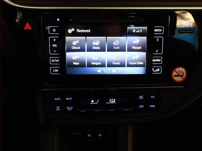 Toyota Corolla (2017) 1.6 Valvematic, Serv.kniha - fotka 10 z 17