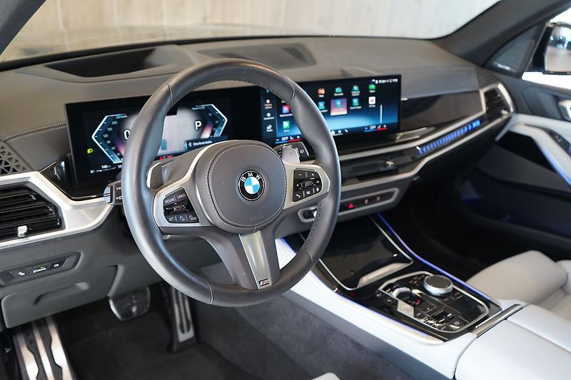 BMW X5 40d xDrive, Harman/Kardon, HUD - fotka 19 z 50