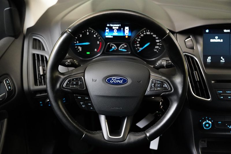 Ford Focus - fotka 17 z 23