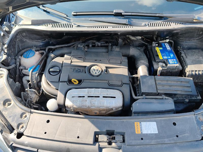 Volkswagen Touran 1.4 TSI CNG DSG  - fotka 20 z 22