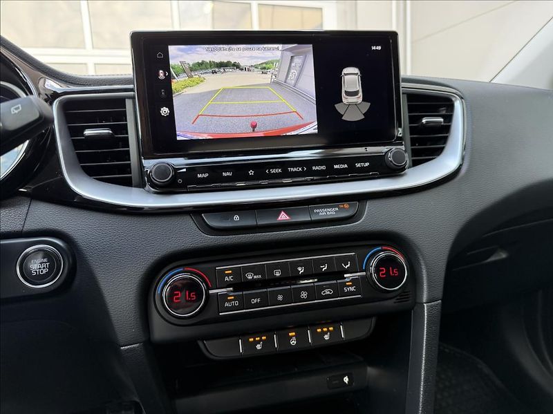 Kia XCeed 1,5 T-GDI DCT  Top Tažné - fotka 18 z 25