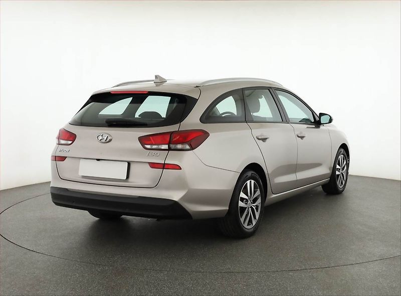 Hyundai i30 (2020) 1.4 T-GDI, Serv.kniha - fotka 5 z 19
