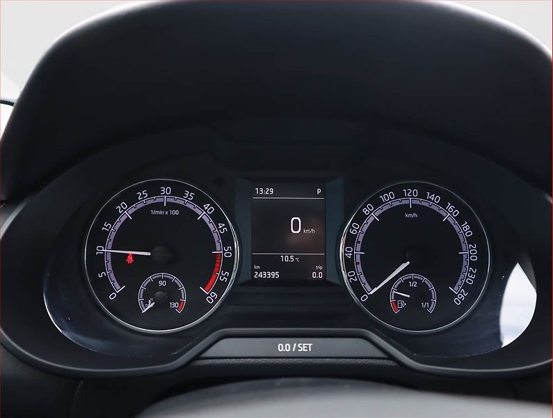 Škoda Octavia (2018) 2.0 TDI, 4X4, Automat - fotka 11 z 19