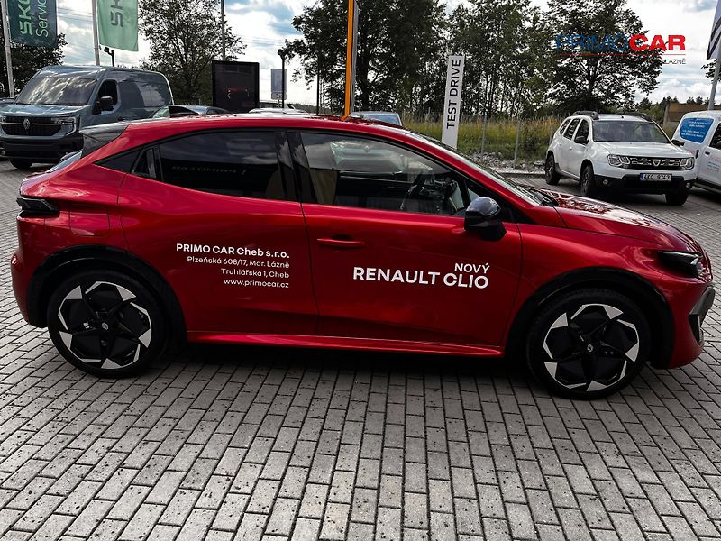 Renault Clio Techno TCe 115 - fotka 2 z 15