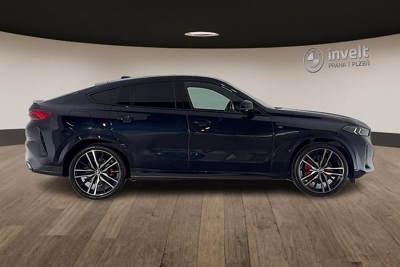 BMW X6 xDrive30d - fotka 2 z 36