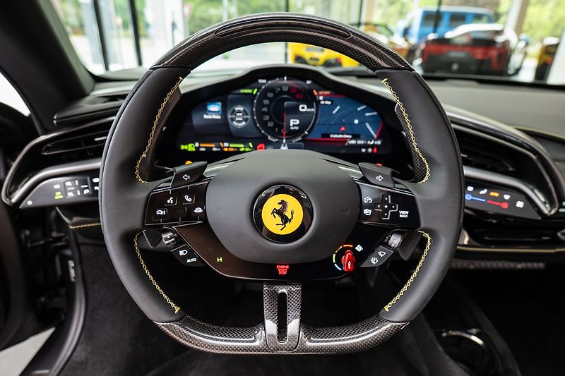 Ferrari SF90 Spider/LIFT/LEDS/360/Karbon - fotka 6 z 21