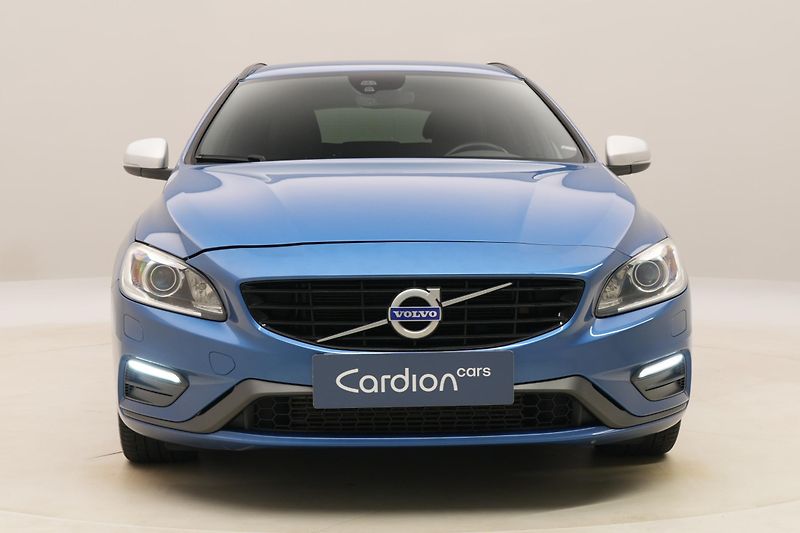 Volvo V60 D4 AWD R-DESIGN AUT  - fotka 15 z 41
