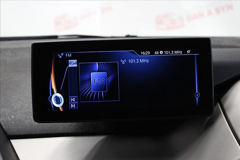 BMW i3 0,7 REX 60AH 125KW - fotka 22 z 30