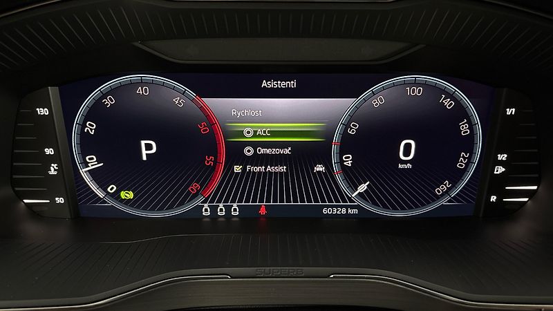 Škoda Superb 2.0 TDI DSG 4x4 Scout Combi - fotka 10 z 34