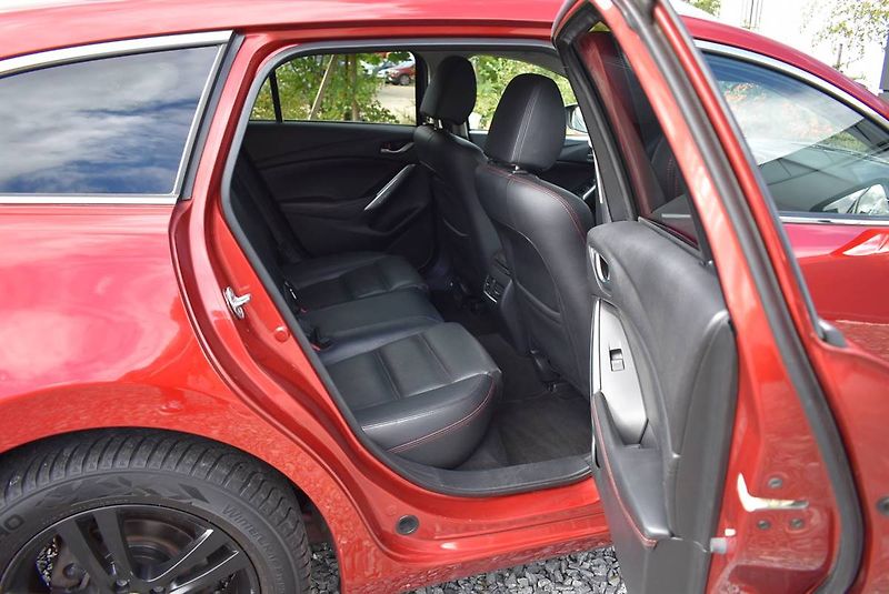 Mazda 6 2,0 G-165 REVOLUTION.1M,SERVIS - fotka 16 z 18