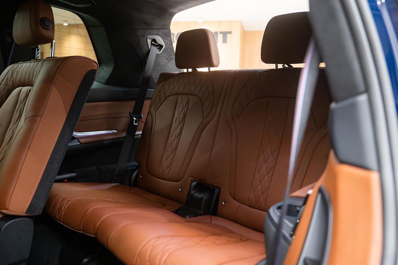 BMW X7 (2024) 40d M-SPORT MASÁŽ NEZÁVISLÉ TZ - fotka 24 z 67