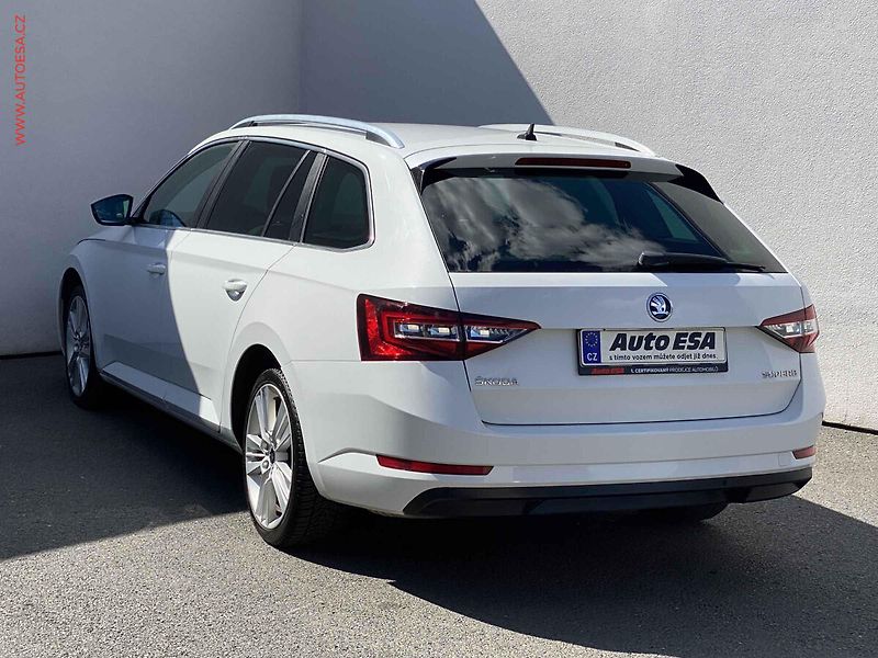 Škoda Superb (2017) 2.0 TDi, Style, STK6/28 - fotka 6 z 18