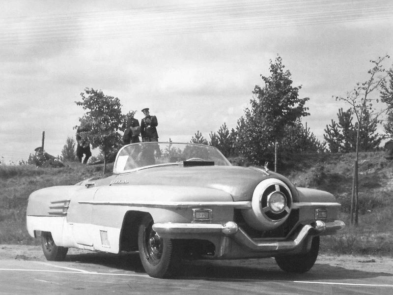 ZIS-112 - podoba do roku 1954.