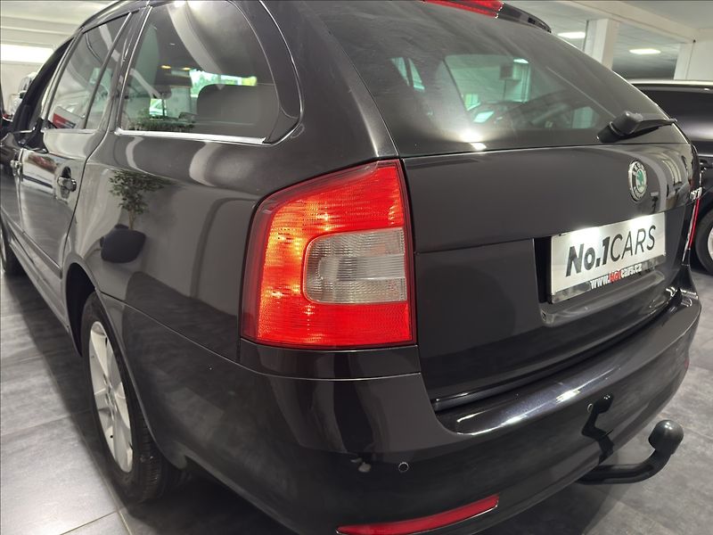 Škoda Octavia 1,4   TSI 90KW XENON ELEGENACE - fotka 26 z 33