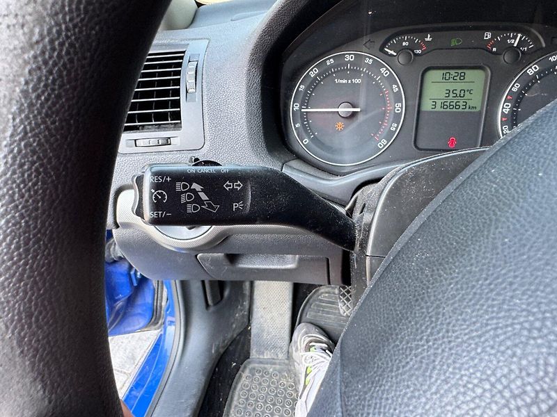 Škoda Octavia (2007) 2.0 TDi, 4x4, tažné - fotka 35 z 36