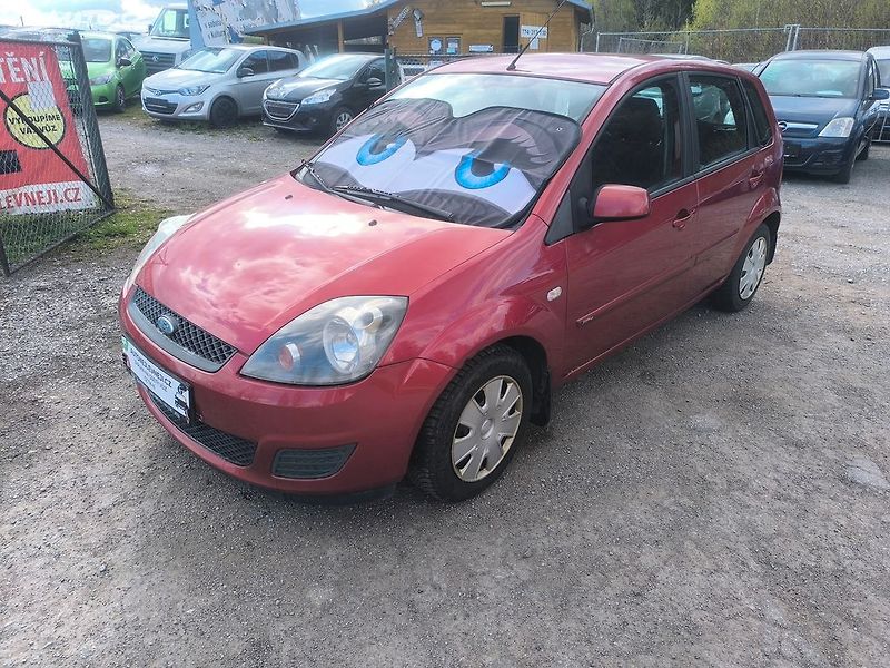 Ford Fiesta KRÁSNÁ,150KM, VÝBAVA,1MAJ78LET - fotka 2 z 22