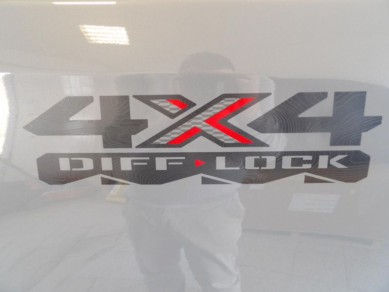 Isuzu D-Max (2026) V-Cross 1.9L 163K 4x4 6st. A/T - fotka 46 z 46