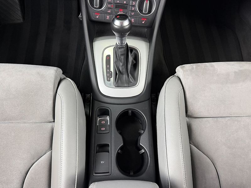 Audi Q3 1.4 TFSI S-TRONIC SPORT, ALCAN - fotka 19 z 23