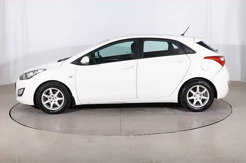 Hyundai i30 (2014) 1.6 CRDi, Serv.kniha, Tempomat - fotka 3 z 20