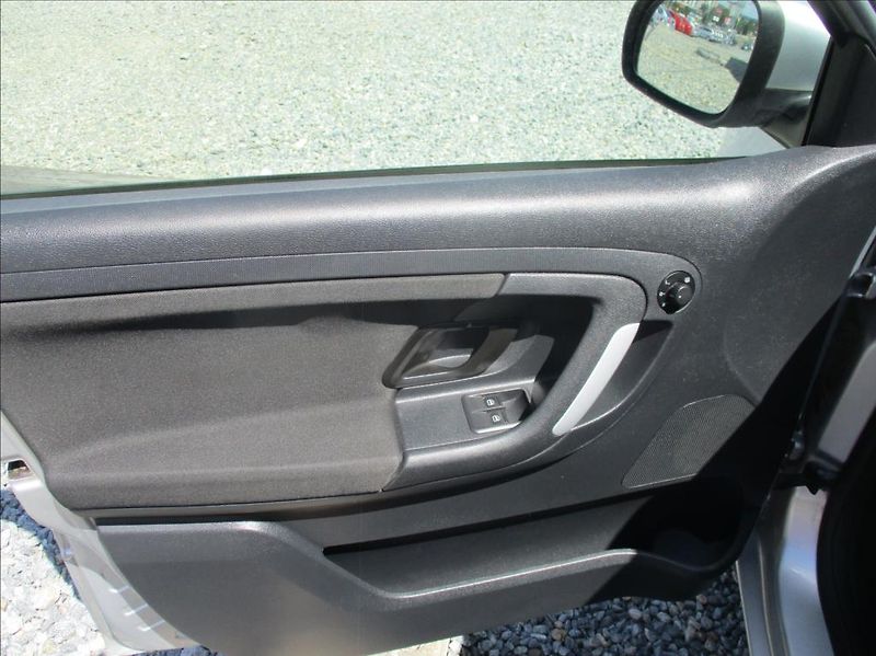 Škoda Fabia 1,4 i 16v, aut. klimatizace, - fotka 12 z 24