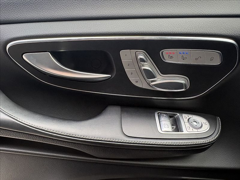 Mercedes-Benz Třídy V 2,0 V 300d Avantgarde 4M L ČR - fotka 10 z 17