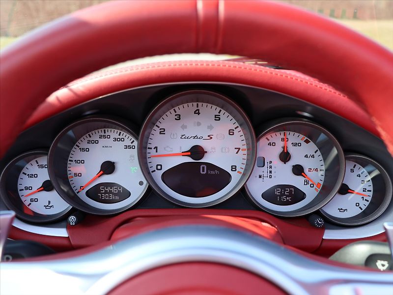 Porsche 911 3,8 TURBO S - fotka 30 z 56