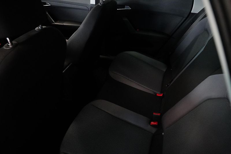 Seat Arona - fotka 22 z 23